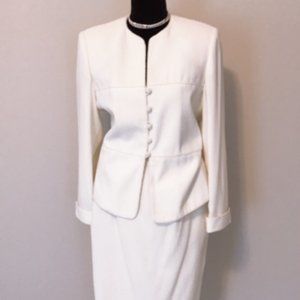 Suit, Jacket w/Skirt, 8, Off White